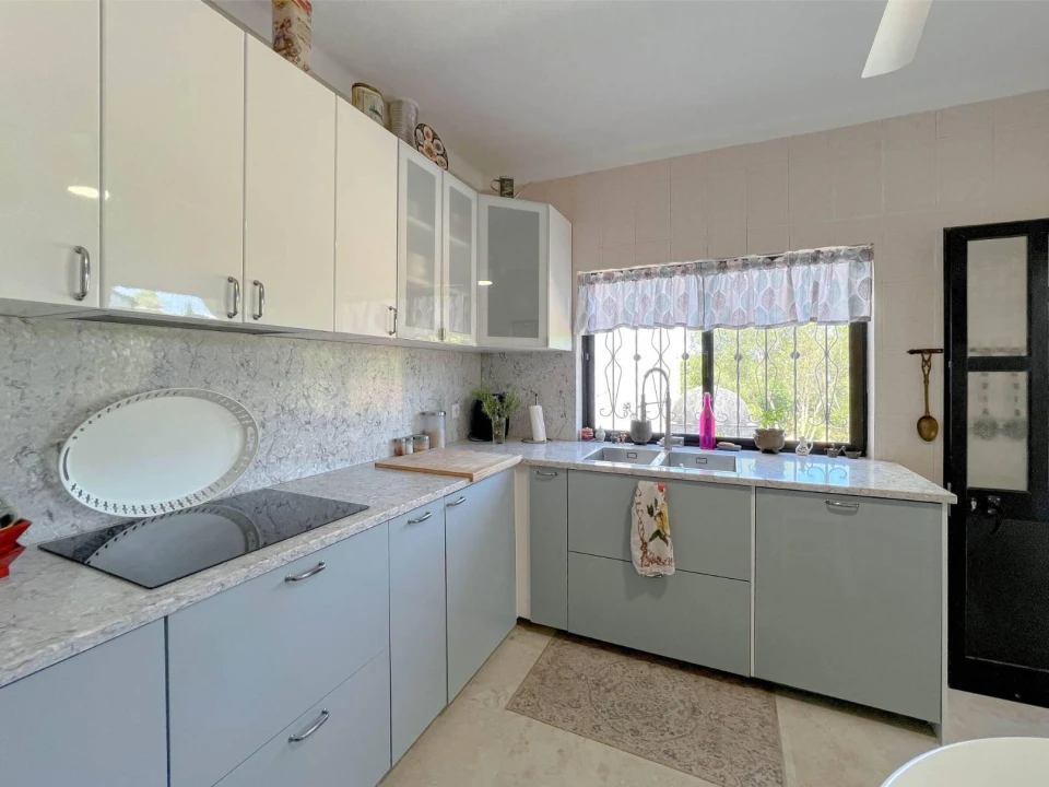 Moradia T5 para Venda em Almancil Foto 10