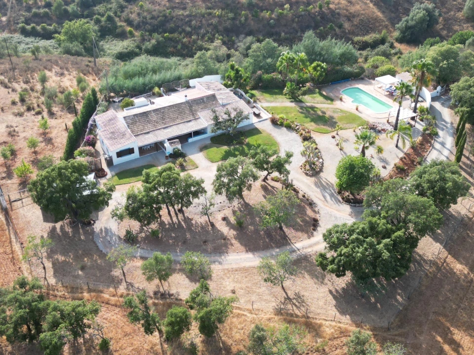 Moradia T4 para Venda em Silves Foto 35