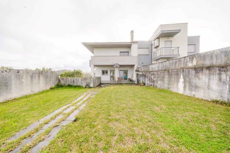 Moradia T6 para Venda em Buarcos Foto 3