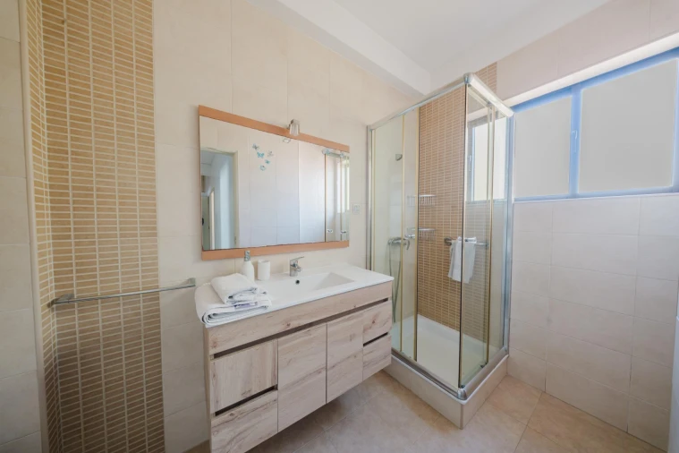 Apartamento T4 para Venda em Buarcos Foto 7