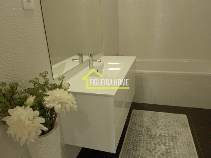 Apartamento T3 para Venda em Tavarede Foto 11