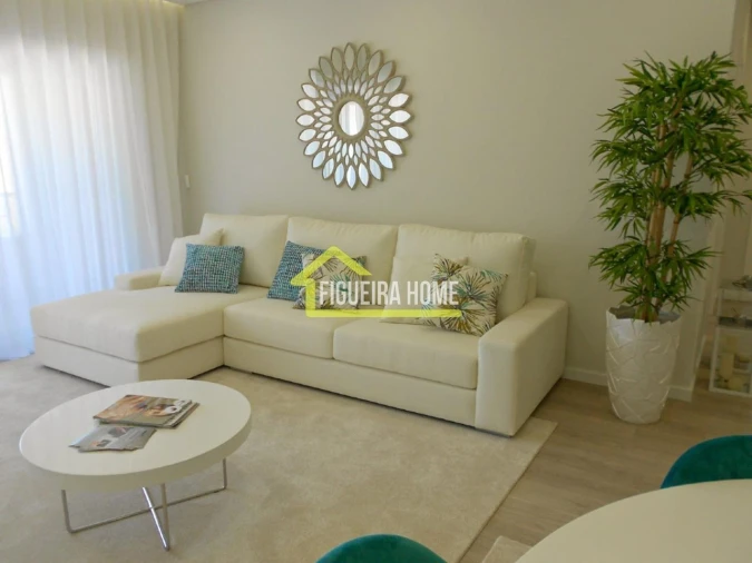 Apartamento T2 para Venda em Tavarede Foto 3