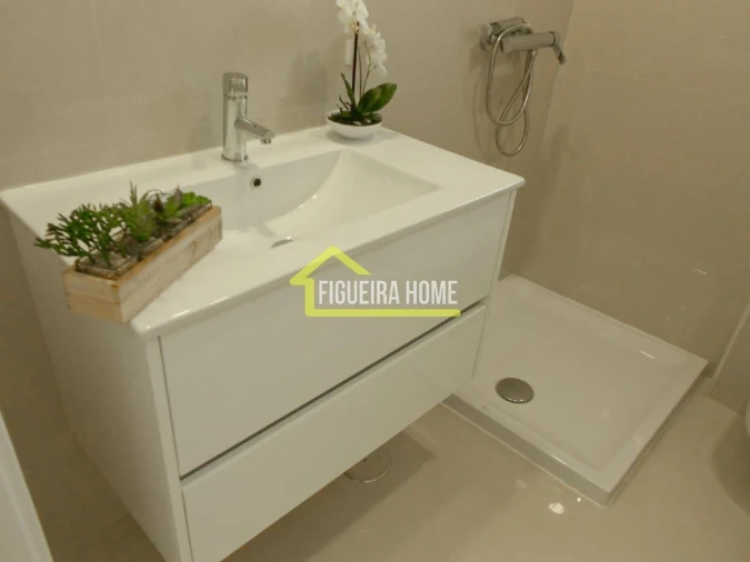 Apartamento T3 para Venda em Tavarede Foto 10