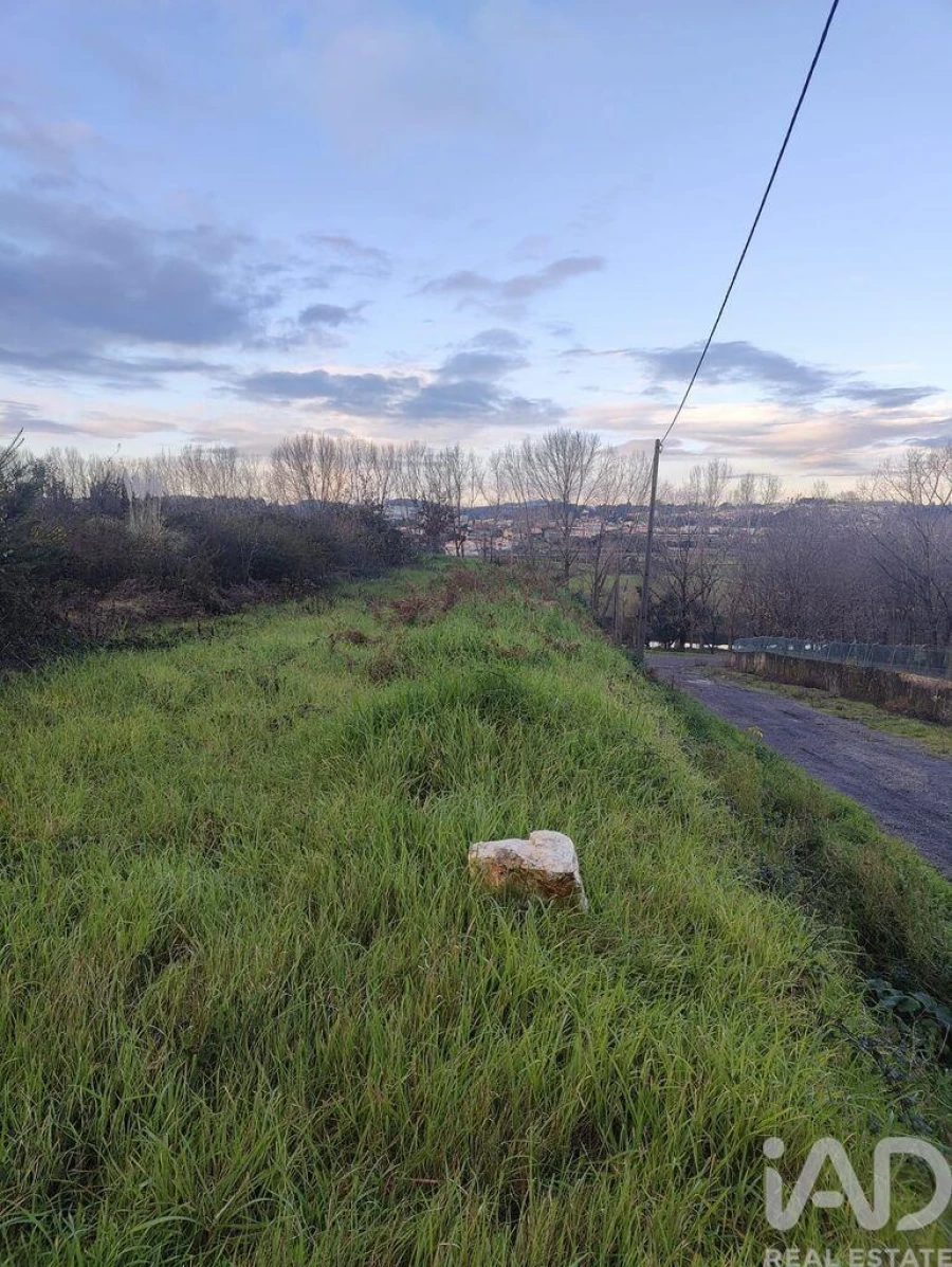Terreno para Venda em Bougado (São Martinho e Santiago)