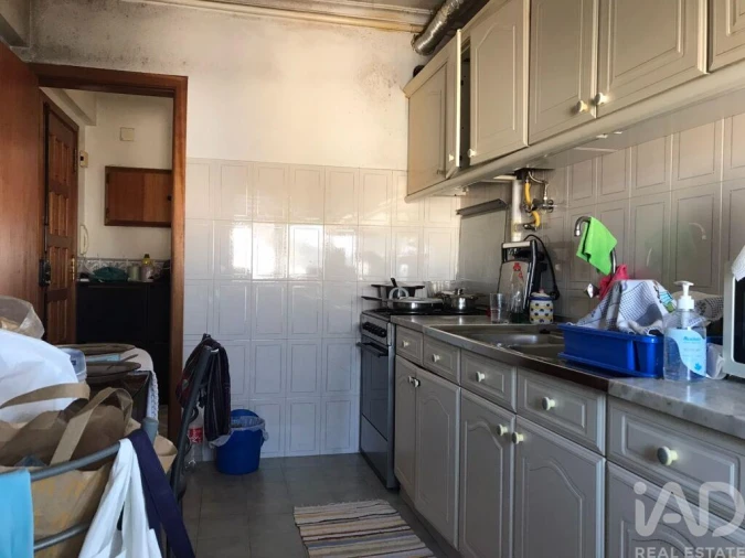 Apartamento T3 para Venda em Camarate, Unhos e Apelação Foto 7