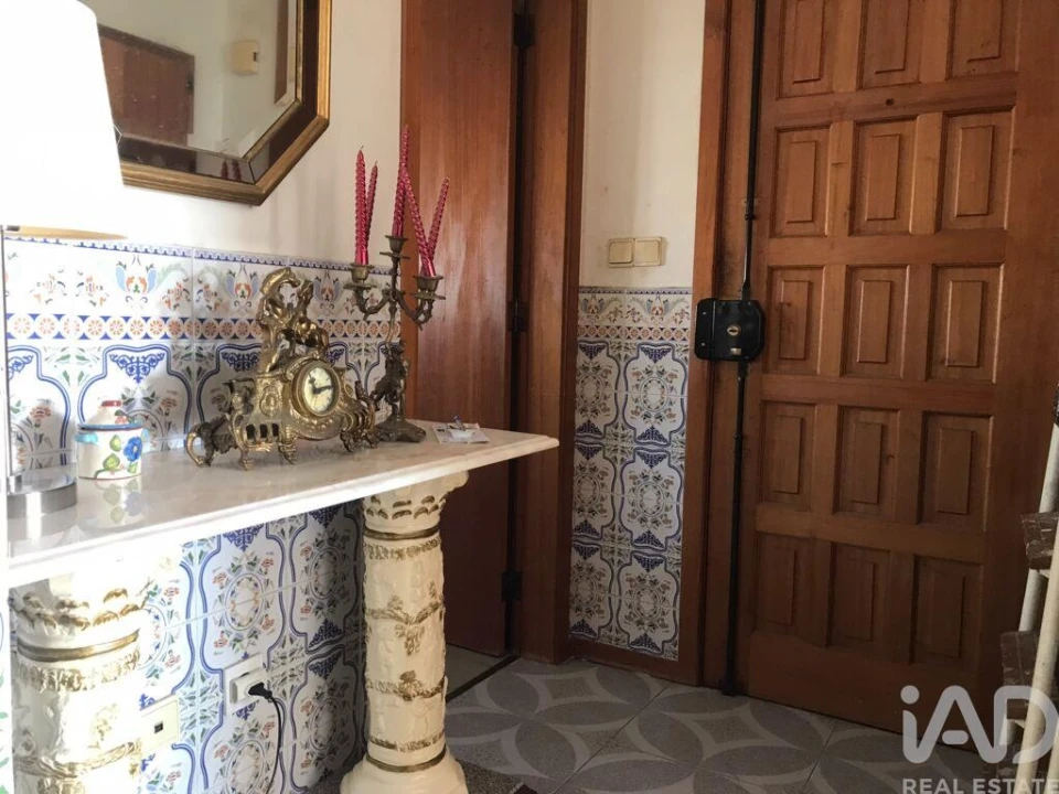 Apartamento T3 para Venda em Camarate, Unhos e Apelação Foto 5