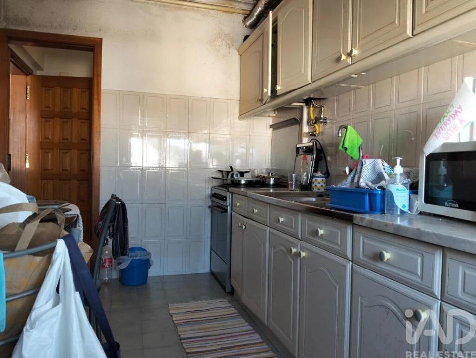 Apartamento T3 para Venda em Camarate, Unhos e Apelação Foto 8