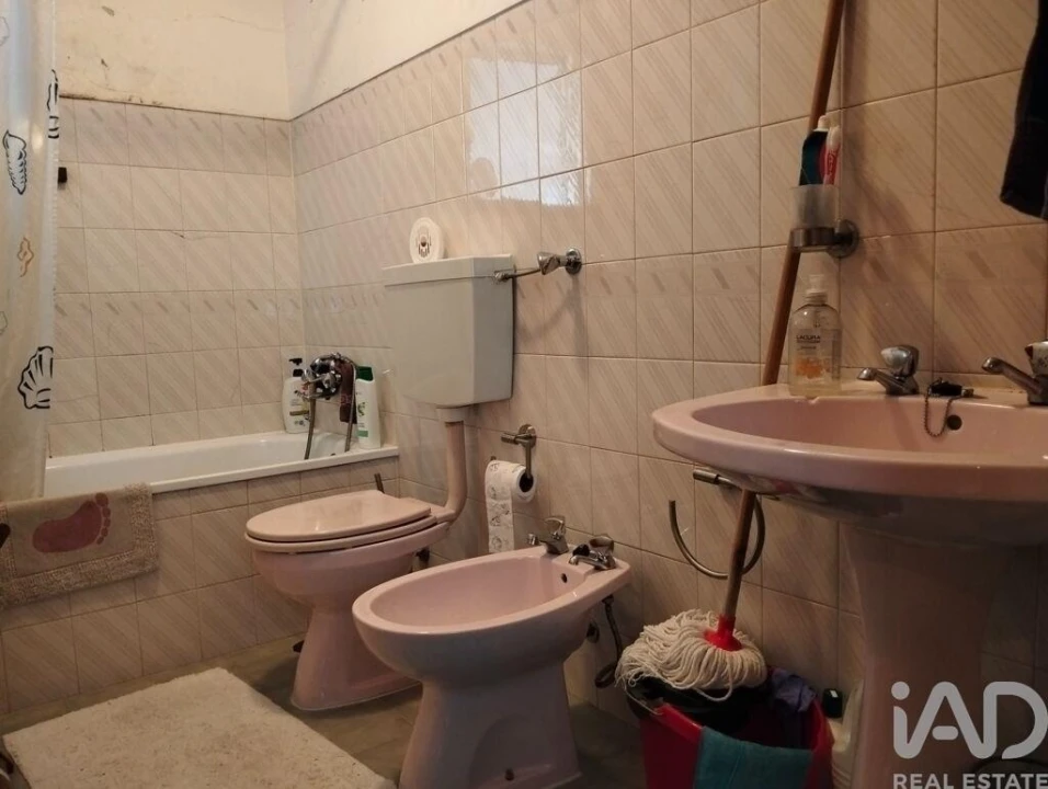 Apartamento T3 para Venda em Camarate, Unhos e Apelação Foto 16