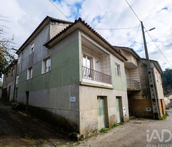 Moradia T3 para Venda em Penacova Foto 1