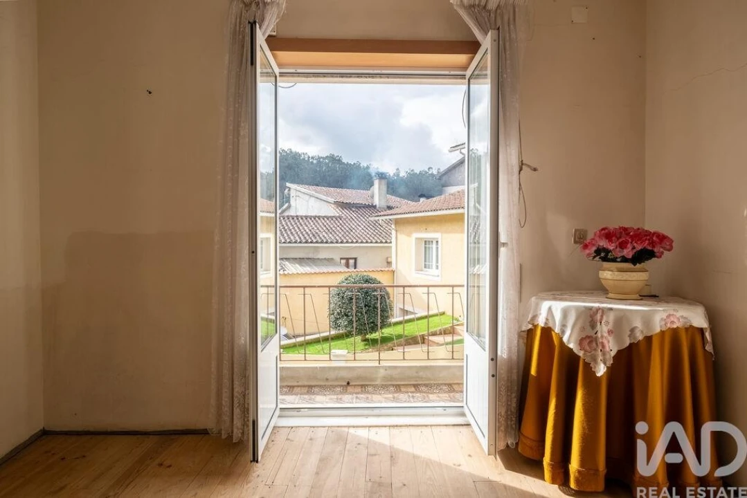 Moradia T3 para Venda em Penacova Foto 12