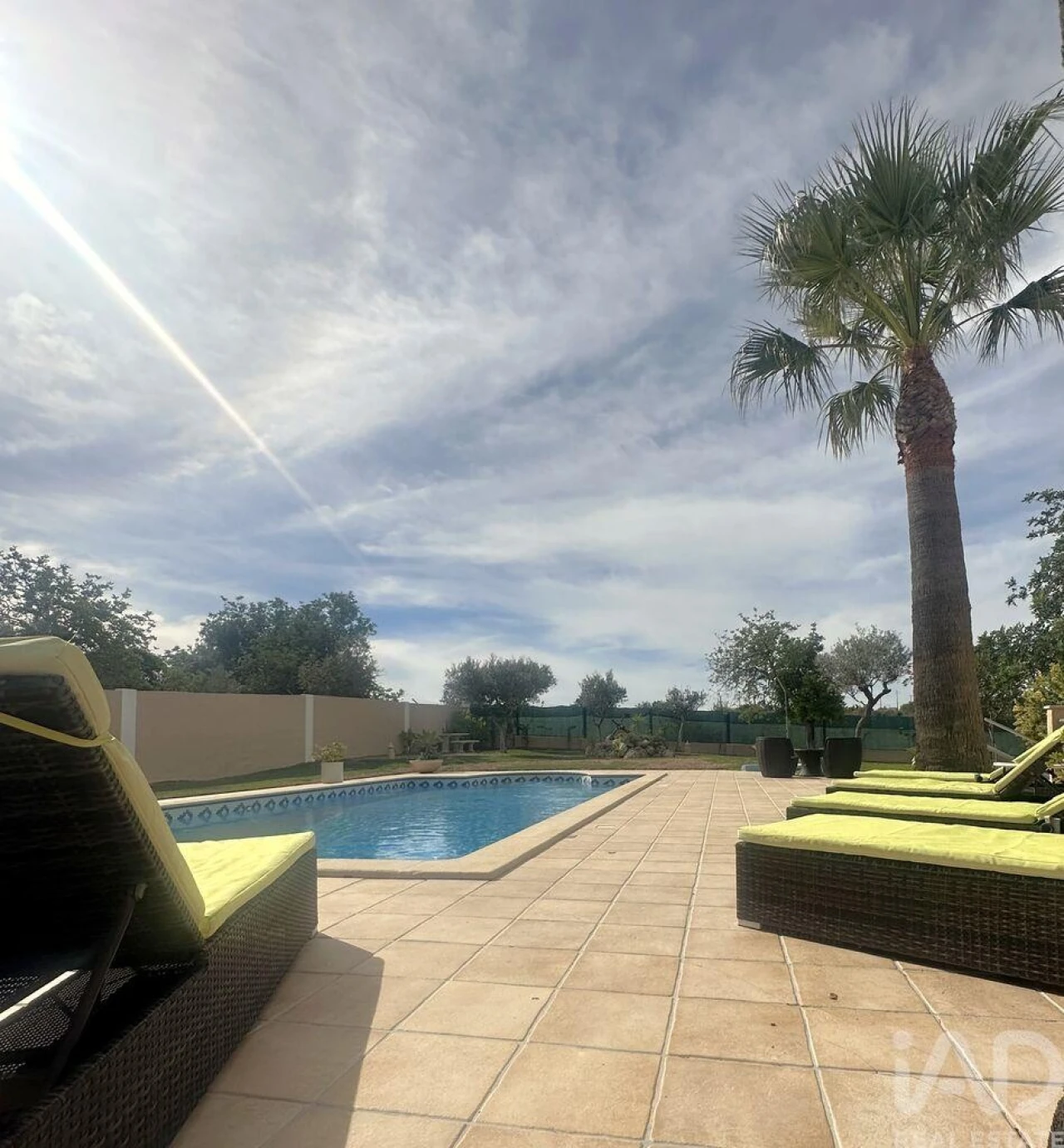 Moradia T4 para Venda em Armação de Pera Foto 5