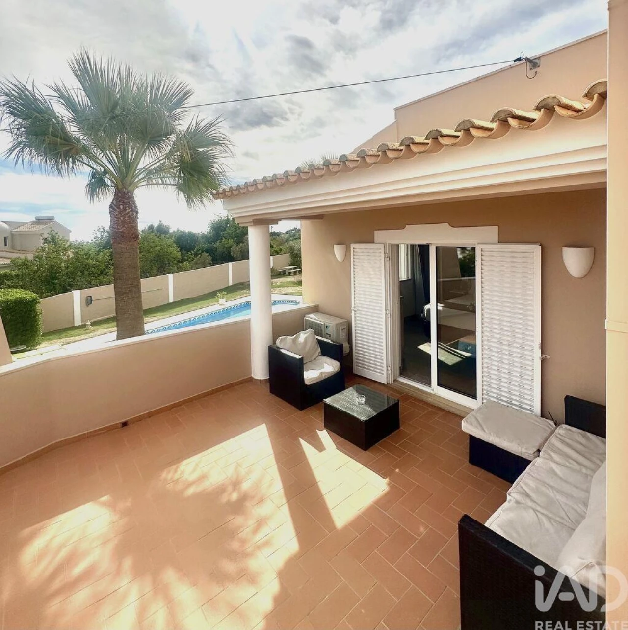 Moradia T4 para Venda em Armação de Pera Foto 38