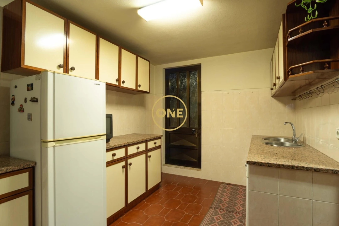 Moradia T5 para Venda em Penamaior Foto 14