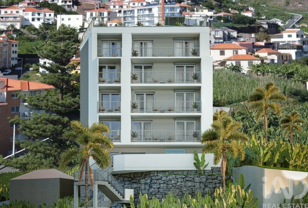 Apartamento T2 para Venda em Camara de Lobos Foto 1