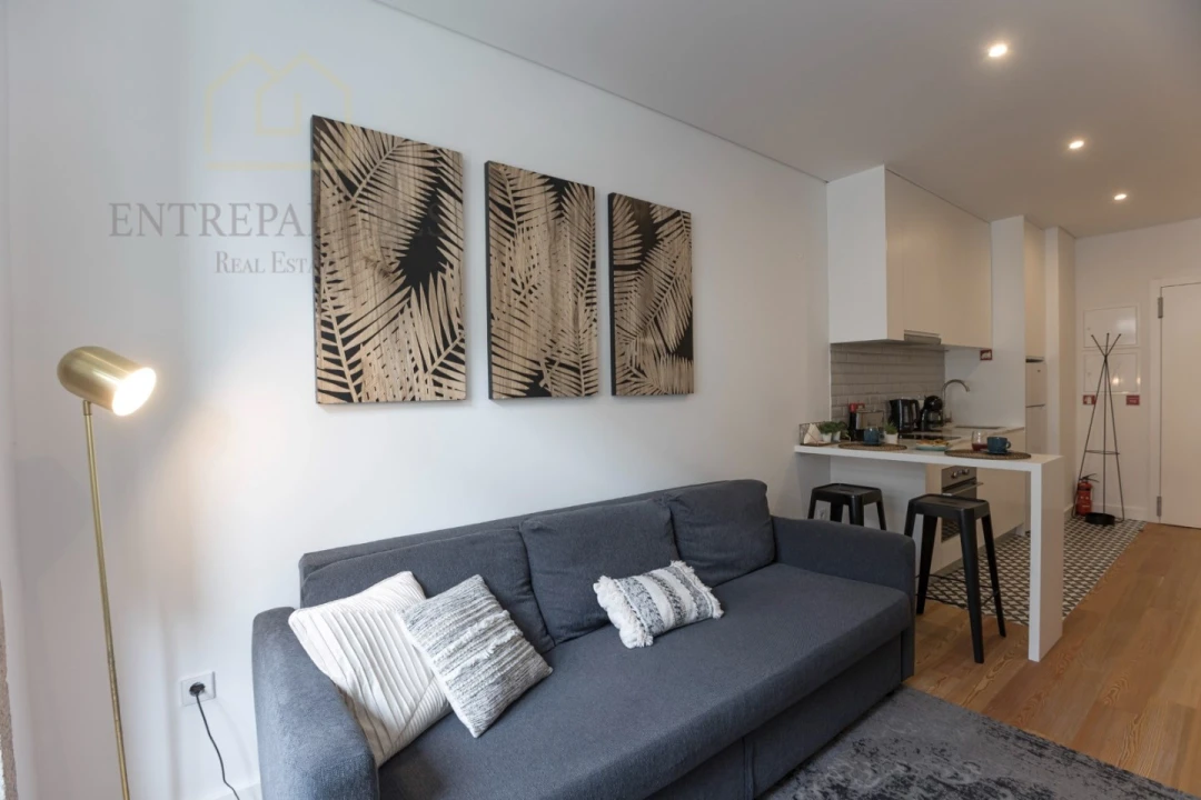 Apartamento T1 para Venda em Cedofeita, Santo Ildefonso, Sé, Miragaia, São Nicolau e Vitória Foto 4