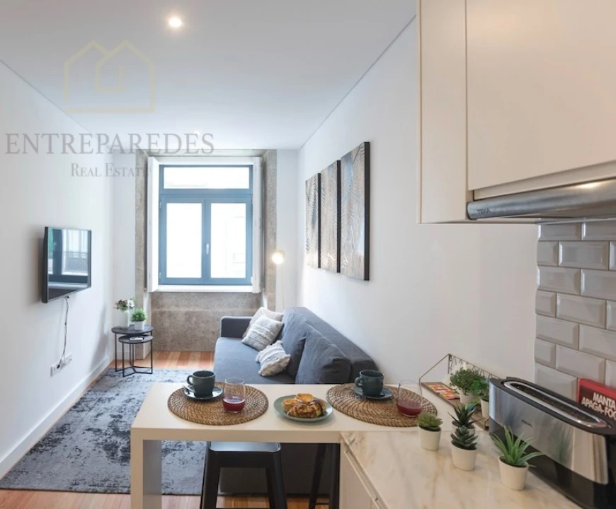 Apartamento T1 para Venda em Cedofeita, Santo Ildefonso, Sé, Miragaia, São Nicolau e Vitória Foto 2