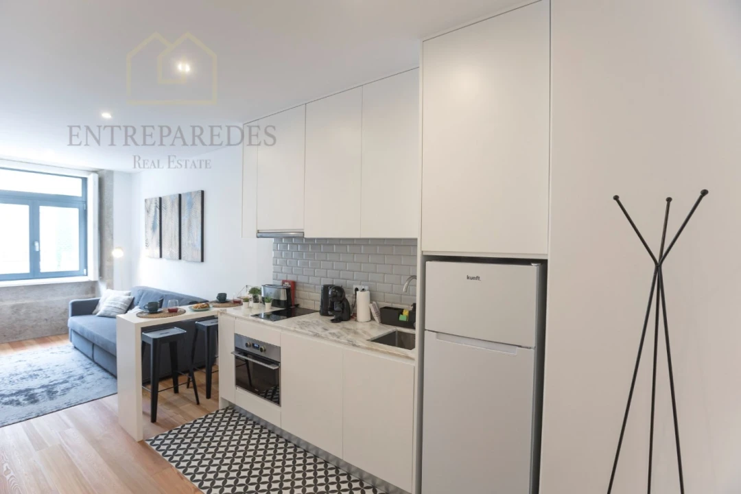 Apartamento T1 para Venda em Cedofeita, Santo Ildefonso, Sé, Miragaia, São Nicolau e Vitória Foto 7