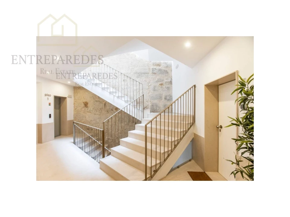Apartamento T1 para Venda em Cedofeita, Santo Ildefonso, Sé, Miragaia, São Nicolau e Vitória Foto 9