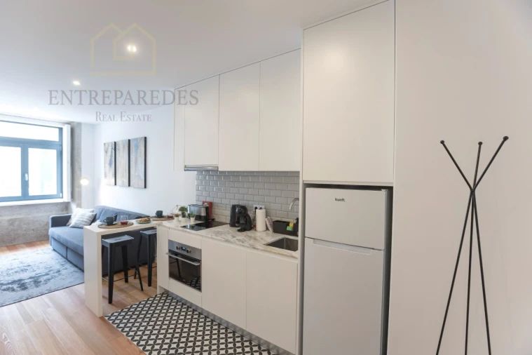 Apartamento T1 para Venda em Cedofeita, Santo Ildefonso, Sé, Miragaia, São Nicolau e Vitória Foto 7