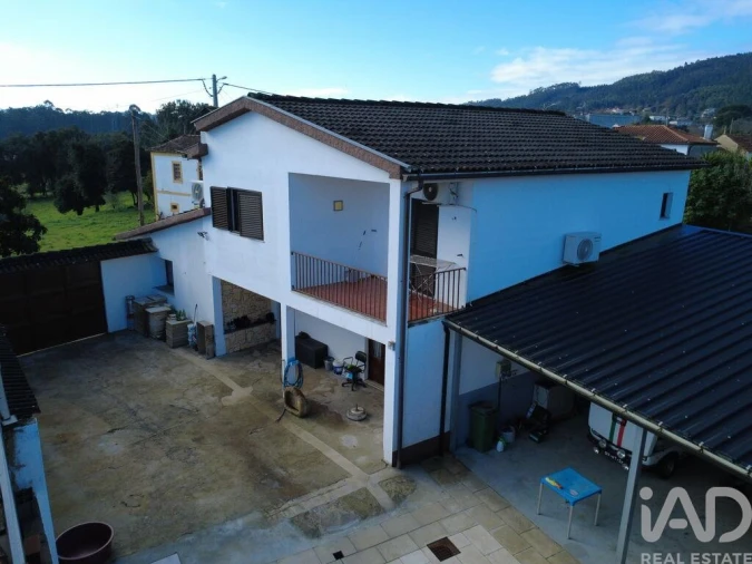 Moradia T4 para Venda em Poiares (Santo Andre) Foto 6