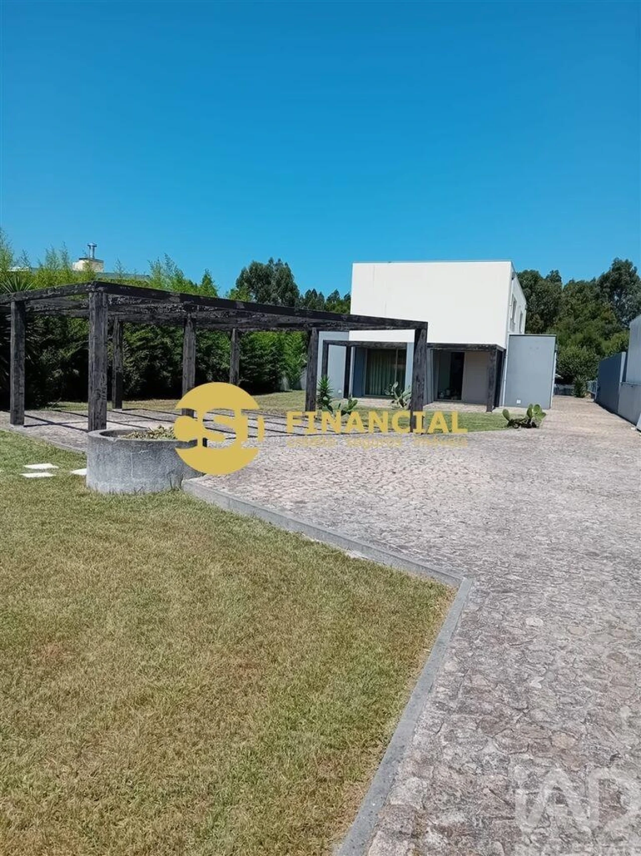 Moradia T3 para Venda em Cortegaça Foto 8