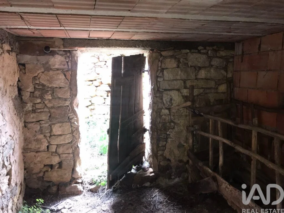 Moradia T2 para Venda em Chãos Foto 16