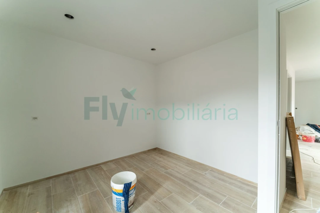 Moradia T3 para Venda em Tagilde e Vizela (São Paio) Foto 10