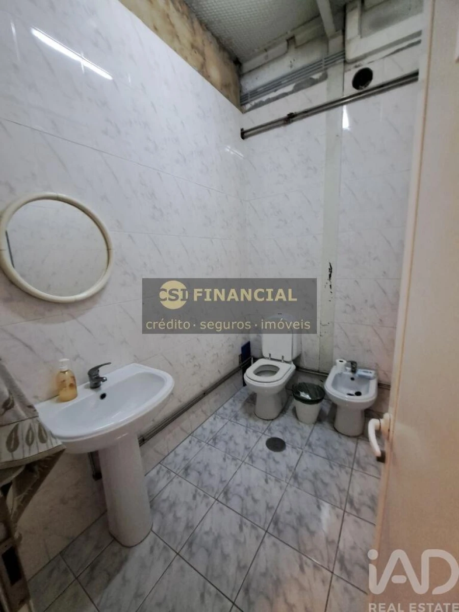 Prédio para Venda em Esmoriz Foto 11