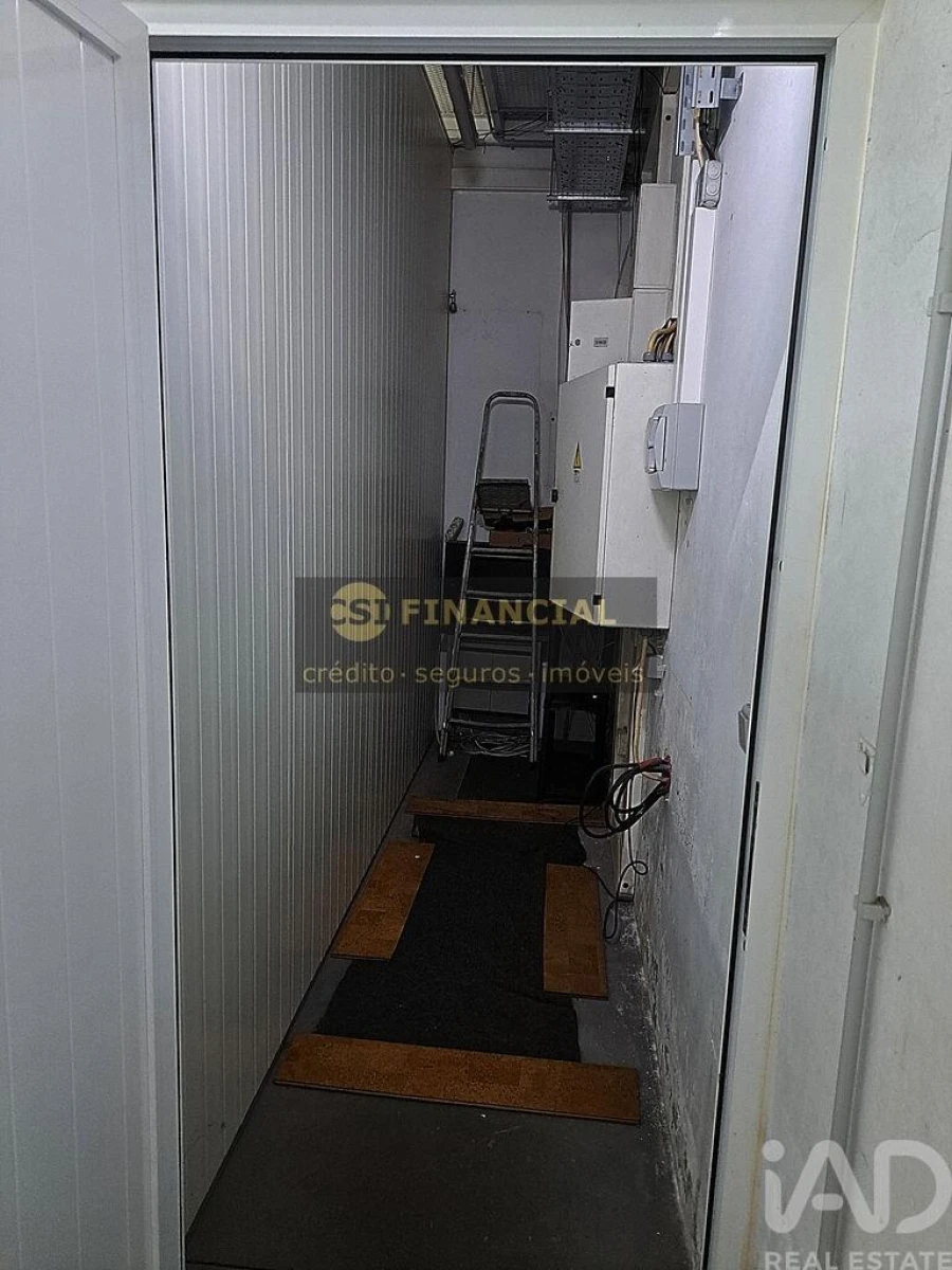 Prédio para Venda em Esmoriz Foto 3