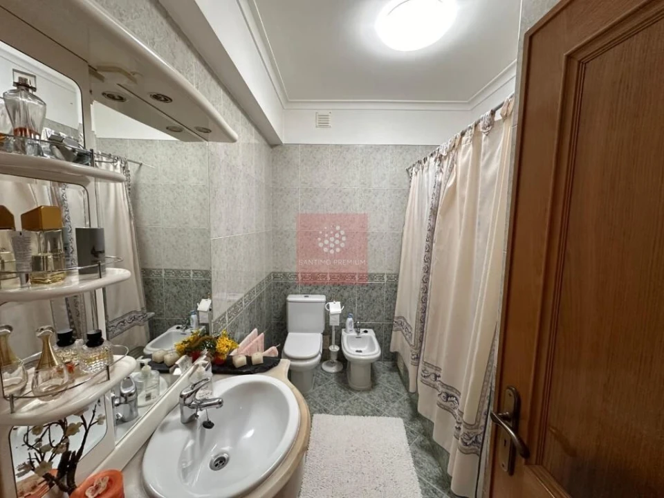 Apartamento T3 para Venda em Mina de Água Foto 13