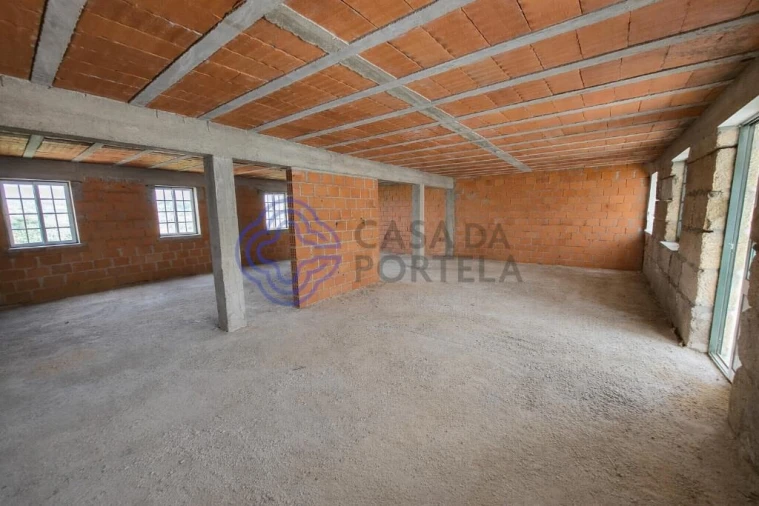 Moradia T4 para Venda em Abrunhosa-A-Velha Foto 8