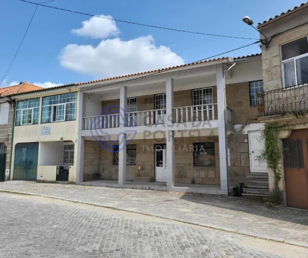 Moradia T4 para Venda em Abrunhosa-A-Velha