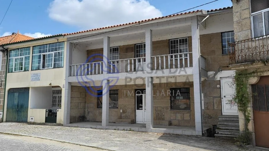 Moradia T4 para Venda em Abrunhosa-A-Velha