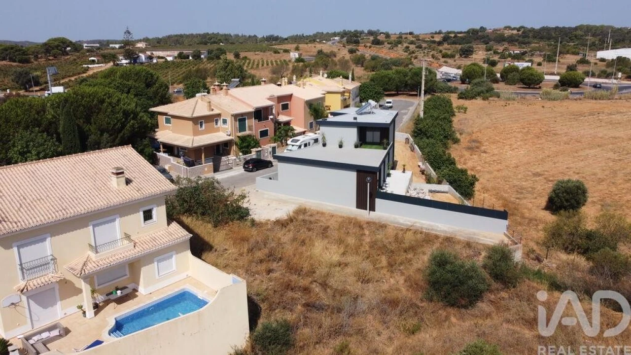 Terreno para Venda em Odiaxere Foto 3