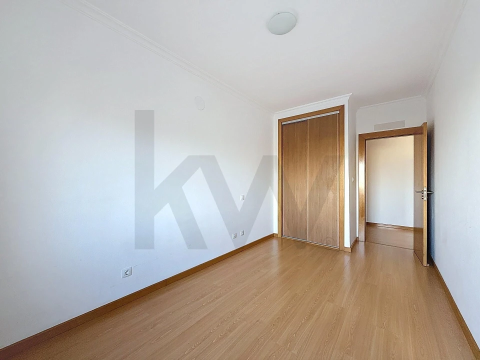 Apartamento T2 para Venda em Romeira e Várzea Foto 9