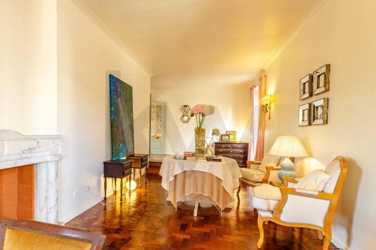 Moradia T4 para Venda em São Domingos de Rana Foto 13