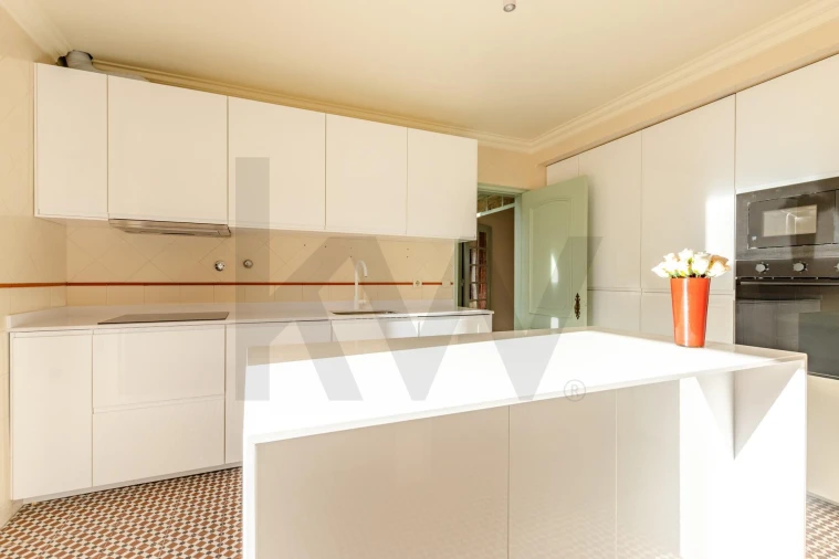 Moradia T4 para Venda em São Domingos de Rana Foto 16