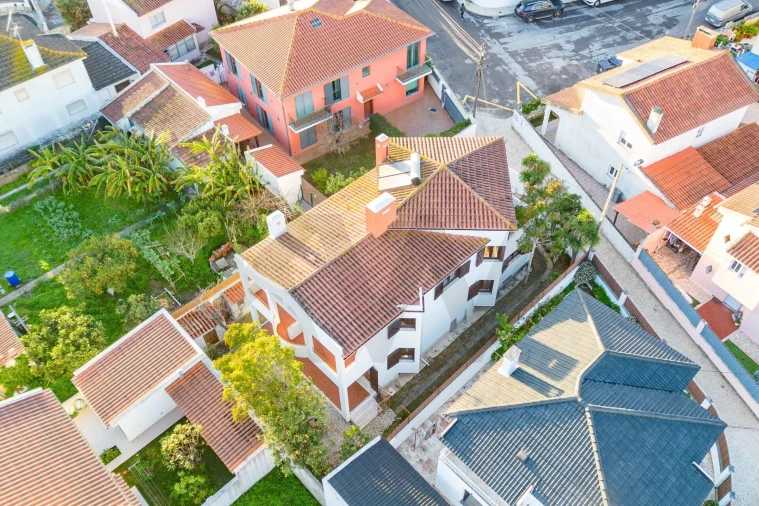 Moradia T4 para Venda em São Domingos de Rana Foto 49