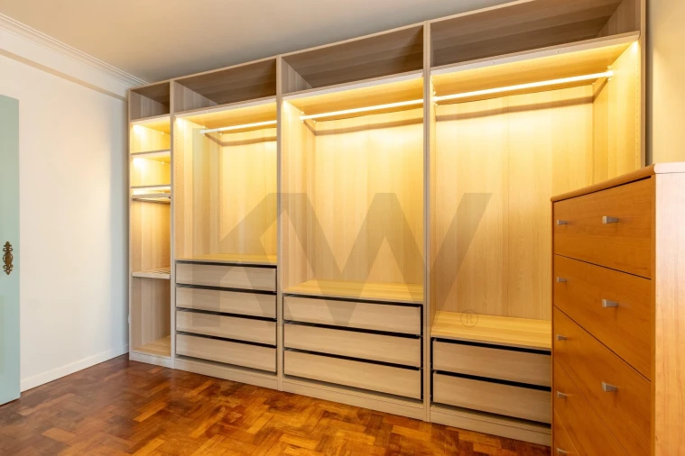 Moradia T4 para Venda em São Domingos de Rana Foto 33