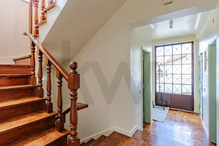 Moradia T4 para Venda em São Domingos de Rana Foto 10