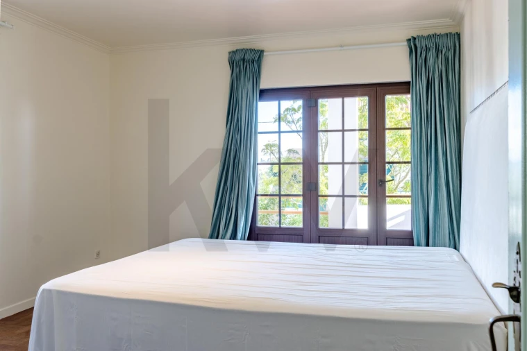 Moradia T4 para Venda em São Domingos de Rana Foto 36