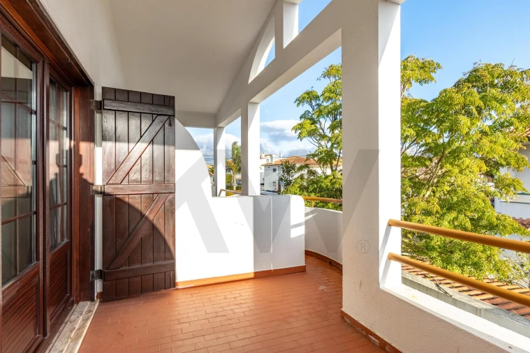 Moradia T4 para Venda em São Domingos de Rana Foto 37