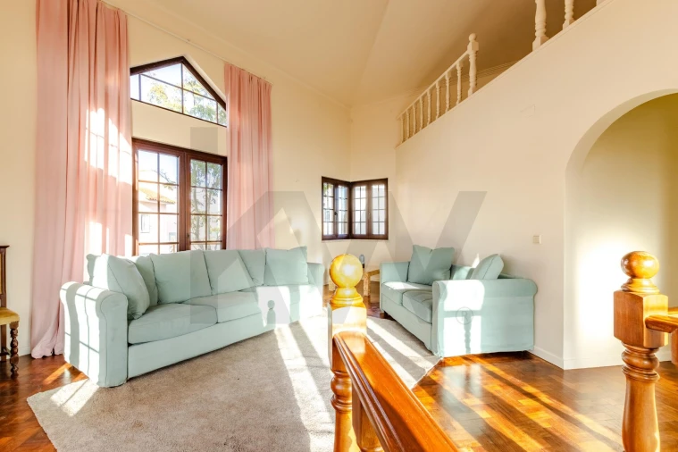 Moradia T4 para Venda em São Domingos de Rana Foto 25