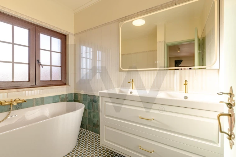 Moradia T4 para Venda em São Domingos de Rana Foto 32