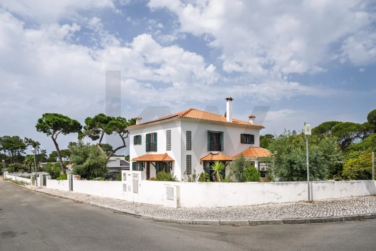 Moradia T5 para Venda em Sesimbra (Castelo) Foto 38