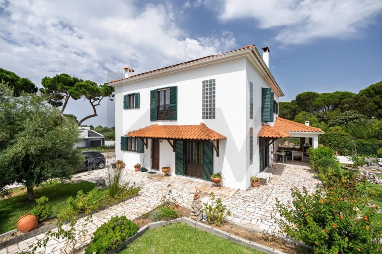 Moradia T5 para Venda em Sesimbra (Castelo) Foto 2