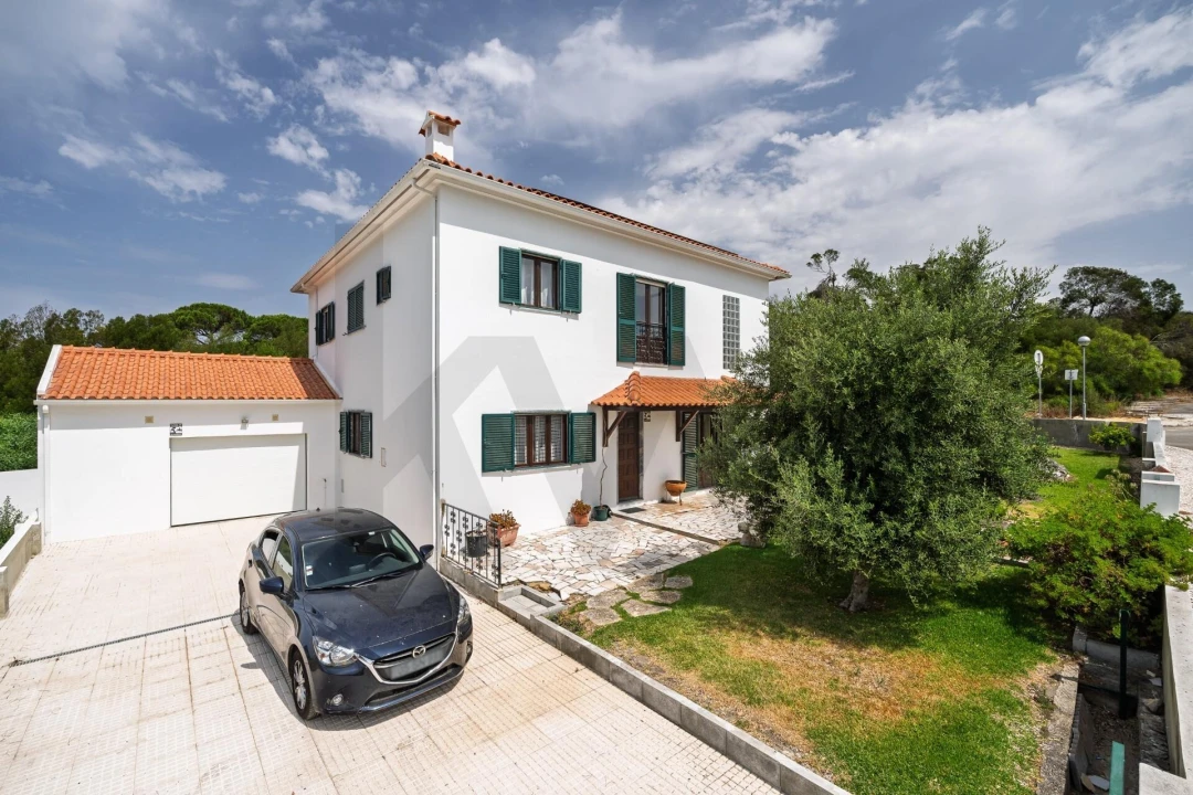 Moradia T5 para Venda em Sesimbra (Castelo) Foto 36