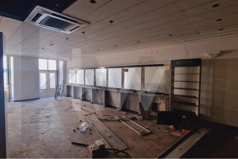 Prédio para Venda em Santa Maria Maior Foto 6