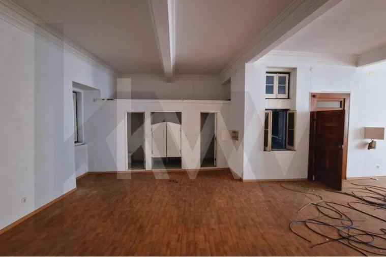 Prédio para Venda em Santa Maria Maior Foto 9