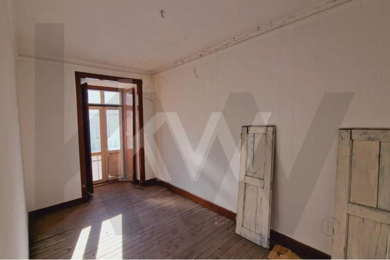 Prédio para Venda em Santa Maria Maior Foto 12